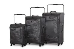 IT Luggage World's Lightest 3 Piece Set (22"/28"/32") 2-Wheel Luggage Sets