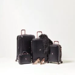 IT Luggage Glitzy - Vanity Case (Black) -Luggage World Shop 17 34d4a416 5194 45dc a180 b7d75124994b