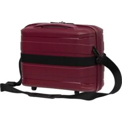 IT Luggage Momentous - Vanity Case (German Red) -Luggage World Shop 32755 UK15 2886 15GermanredSSBackpanel