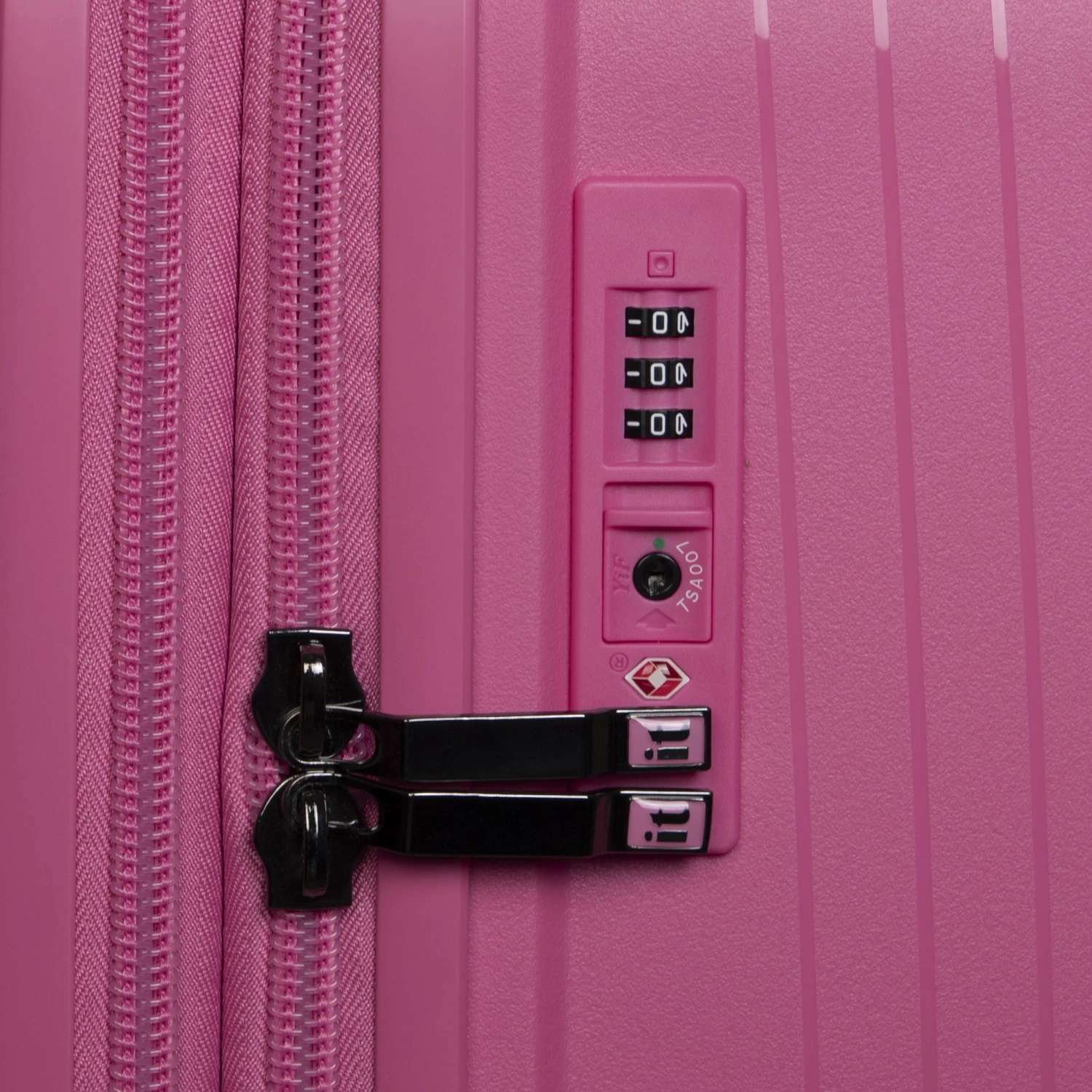 IT Luggage Spontaneous - Medium Plus (Azalea Pink) 8 IT Luggage Spontaneous - Medium Plus (Azalea Pink) - Image 6