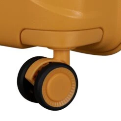 IT Luggage Momentous - Cabin (Mango Sorbet) -Luggage World Shop 32912 UK15 2886 08MangosorbetSSWheel 9d4138fd 1eee 4136 b98e db1dc4f988c3