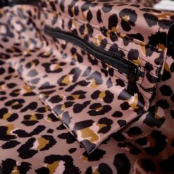 IT Luggage Glitzy - Vanity Case (Black) -Luggage World Shop 4 202071ee db5c 491a a6cf ccc45c74096c