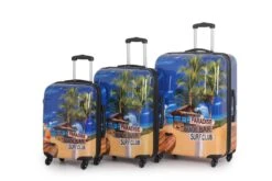 IT Luggage Augusta 3 Piece Set (20"/24"/28") 4-Wheel Luggage Sets